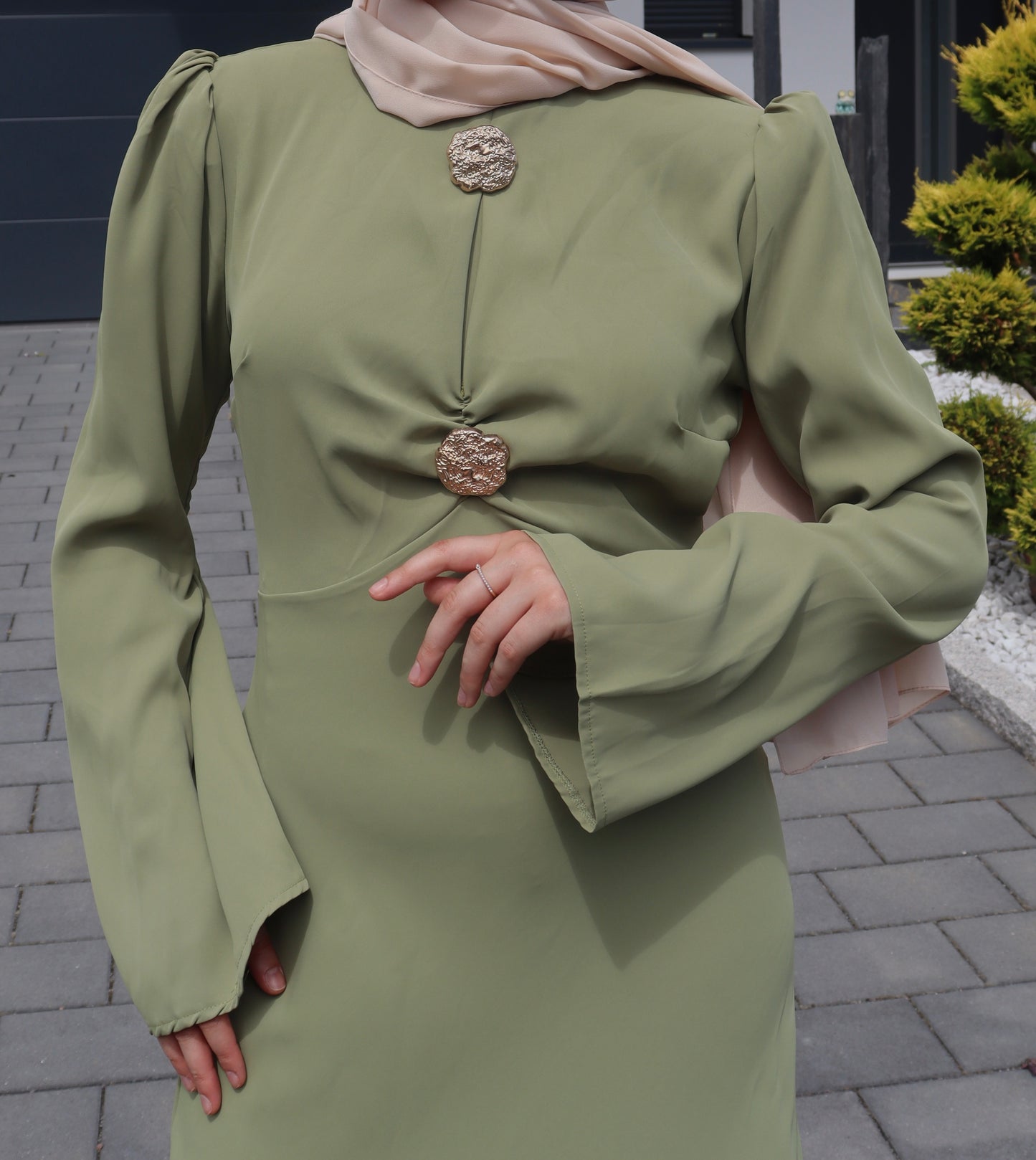 Robe Nisa